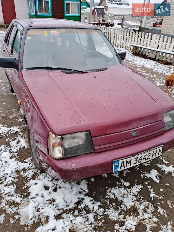 Лифтбек ЗАЗ 1103 Славута 2005 в Городнице фото 11 Лифтбек ЗАЗ 1103 Славута 2005 в Городнице