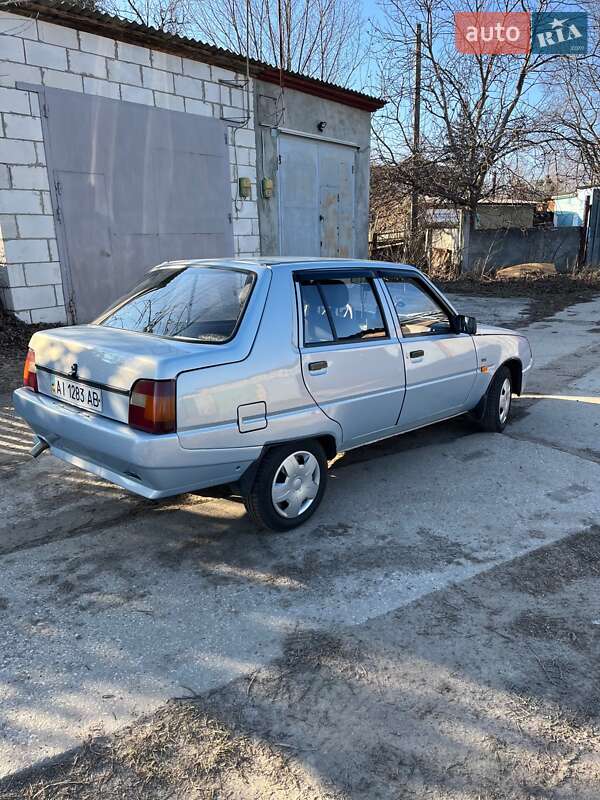 Ліфтбек ЗАЗ 1103 Славута 2004 в Іванкові