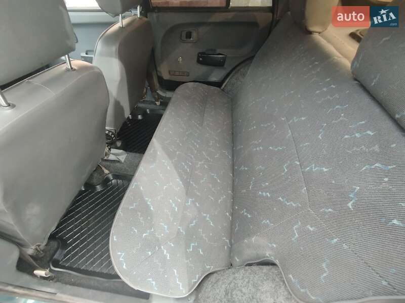 Ліфтбек ЗАЗ 1103 Славута 2000 в Тернополі