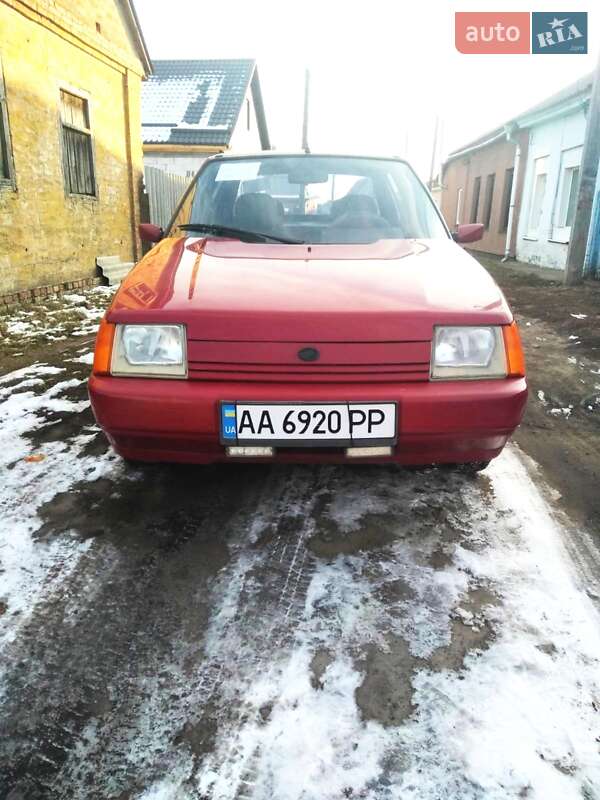 Лифтбек ЗАЗ 1103 Славута 2003 в Прилуках