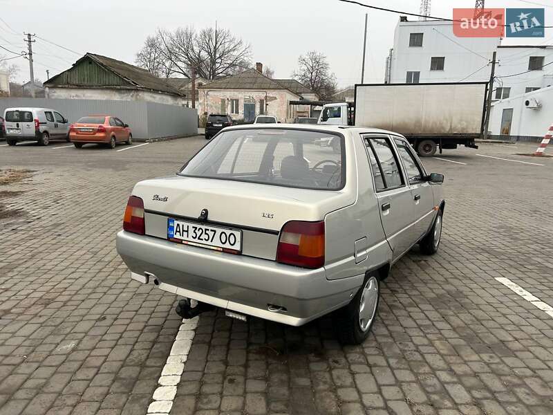 Лифтбек ЗАЗ 1103 Славута 2006 в Козельщине