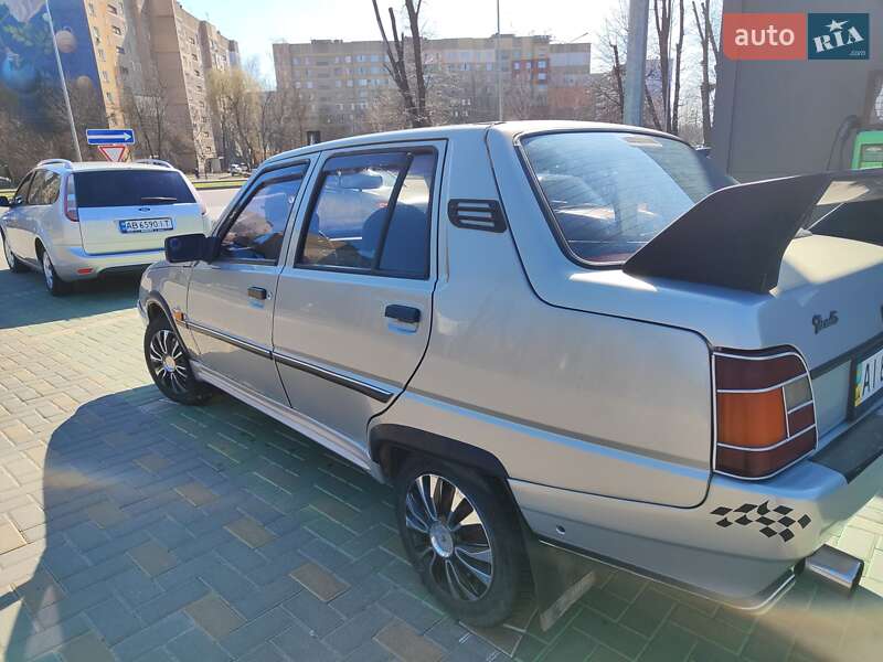 Лифтбек ЗАЗ 1103 Славута 2005 в Виннице