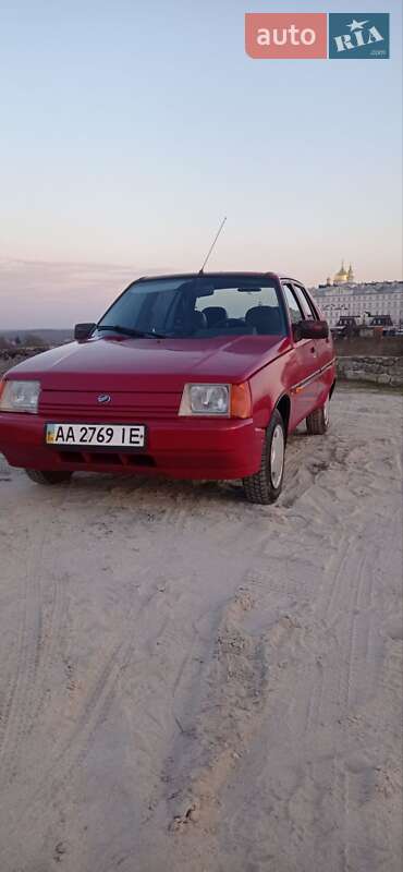 Лифтбек ЗАЗ 1103 Славута 2007 в 