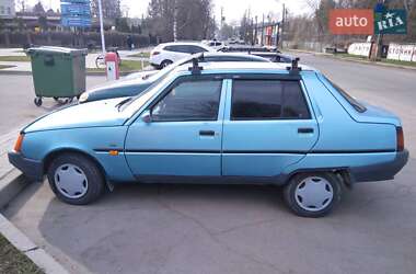 Лифтбек ЗАЗ 1103 Славута 2003 в 