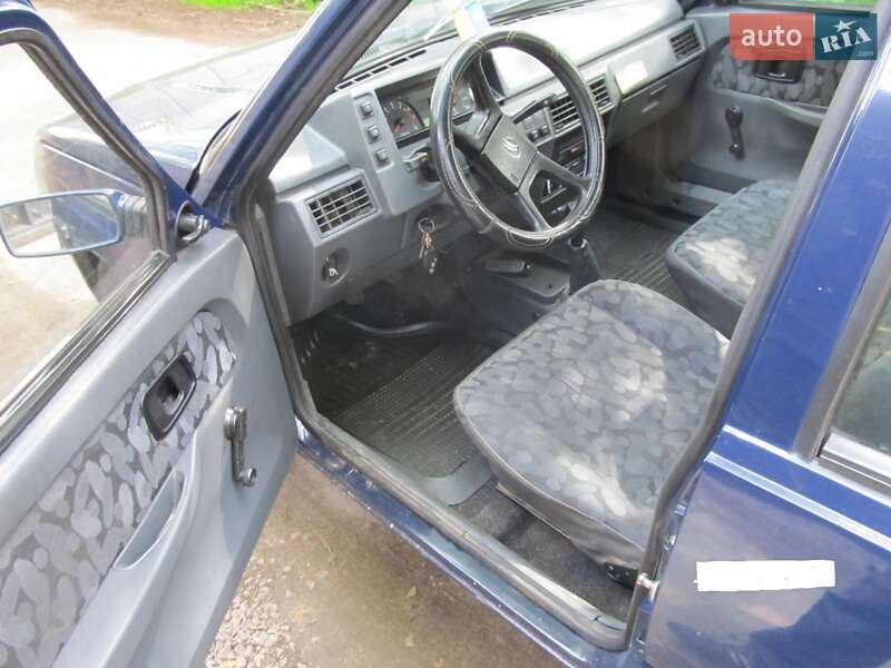 Лифтбек ЗАЗ 1103 Славута 2005 в Луцке фото 2 Лифтбек ЗАЗ 1103 Славута 2005 в Луцке