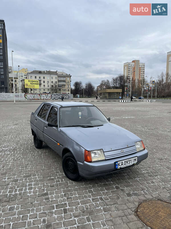 Лифтбек ЗАЗ 1103 Славута 2008 в 