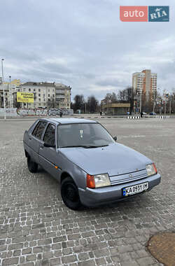 Лифтбек ЗАЗ 1103 Славута 2008 в 