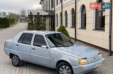 Ліфтбек ЗАЗ 1103 Славута 2005 в 