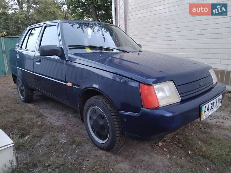Ліфтбек ЗАЗ 1103 Славута 2009 в Києві