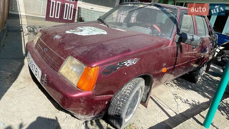Ліфтбек ЗАЗ 1103 Славута 2001 в Сараті