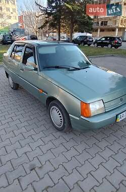 Ліфтбек ЗАЗ 1103 Славута 2006 в 