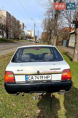 Лифтбек ЗАЗ 1103 Славута 2000 в 