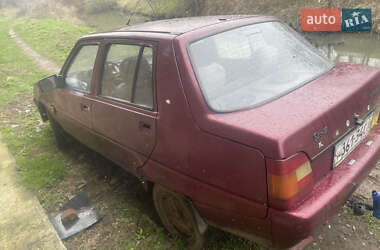 Лифтбек ЗАЗ 1103 Славута 1999 в 