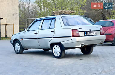 Ліфтбек ЗАЗ 1103 Славута 2008 в 