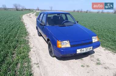 Лифтбек ЗАЗ 1103 Славута 2000 в 