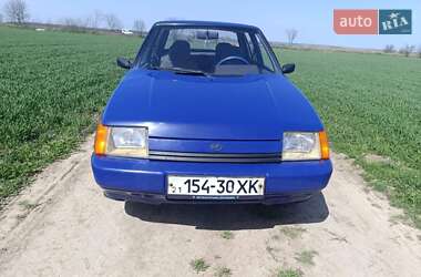 Лифтбек ЗАЗ 1103 Славута 2000 в 