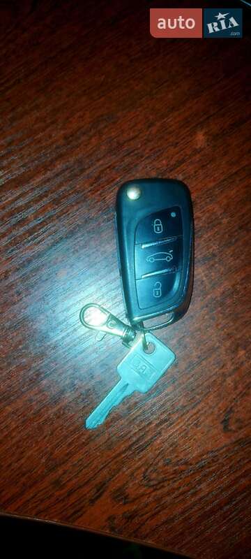 Ліфтбек ЗАЗ 1103 Славута 2003 в Запоріжжі