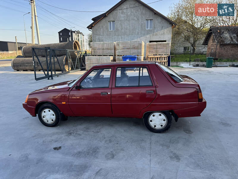 Лифтбек ЗАЗ 1103 Славута 2006 в Тернополе