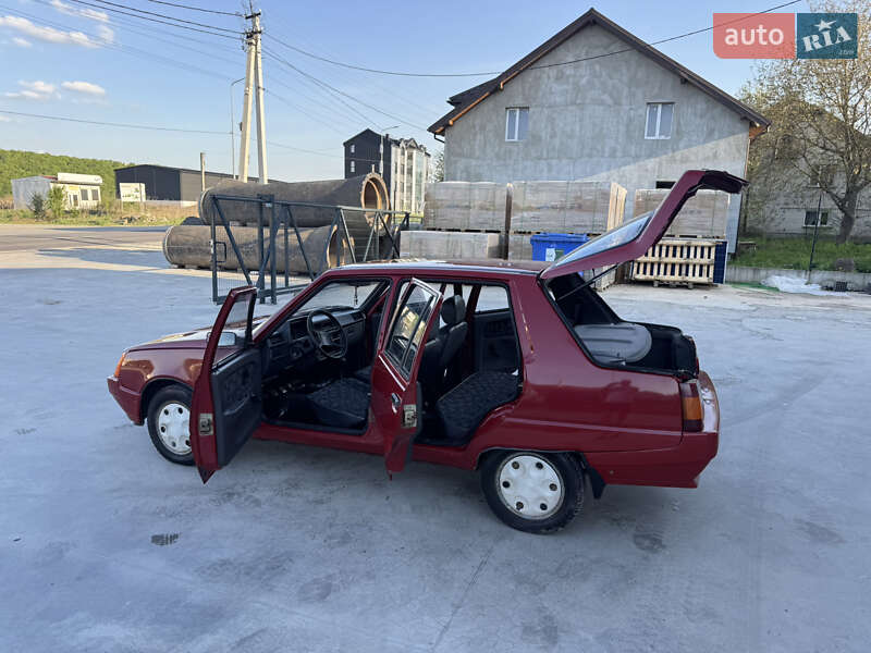 Лифтбек ЗАЗ 1103 Славута 2006 в Тернополе