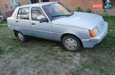Ліфтбек ЗАЗ 1103 Славута 2004 в 