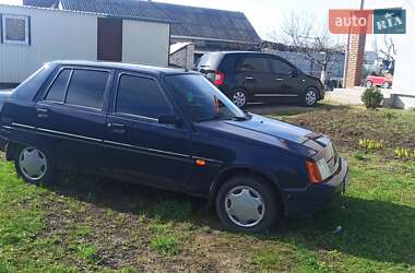 Лифтбек ЗАЗ 1103 Славута 2005 в 