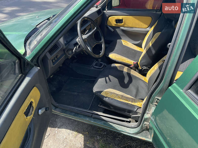 Лифтбек ЗАЗ 1103 Славута 2003 в Киеве