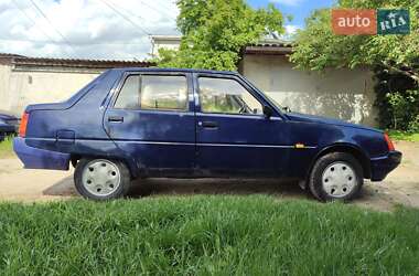 Ліфтбек ЗАЗ 1103 Славута 2010 в 
