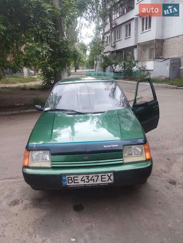Лифтбек ЗАЗ 1103 Славута 2003 в Николаеве