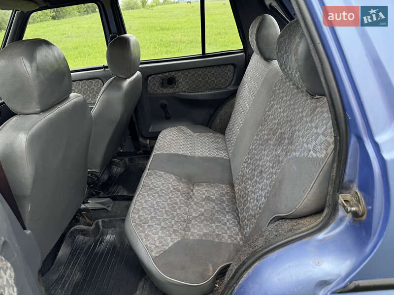 Лифтбек ЗАЗ 1103 Славута 2002 в Житомире