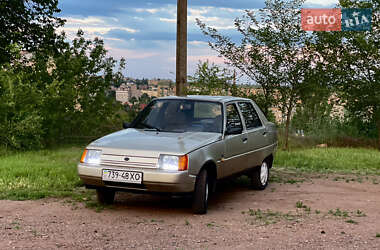 Лифтбек ЗАЗ 1103 Славута 2005 в Кривом Роге