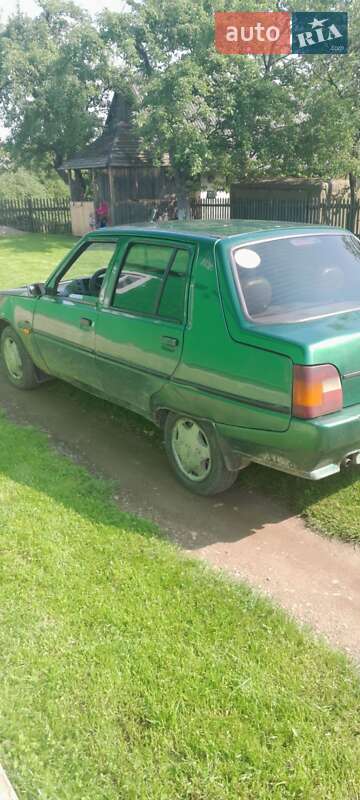 Ліфтбек ЗАЗ 1103 Славута 2004 в Вигоді