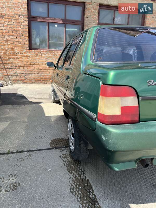 Лифтбек ЗАЗ 1103 Славута 2003 в Виннице