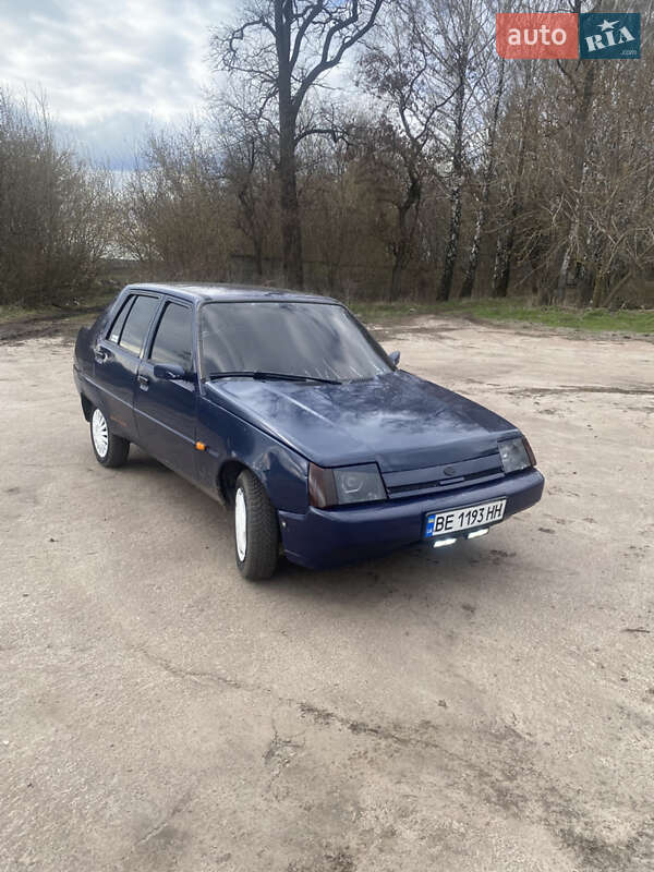 Лифтбек ЗАЗ 1103 Славута 2005 в Бобровице