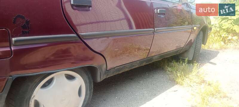 Ліфтбек ЗАЗ 1103 Славута 2005 в Запоріжжі