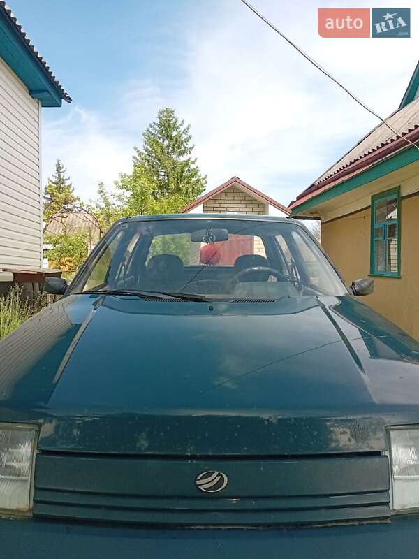 Ліфтбек ЗАЗ 1103 Славута 2005 в 