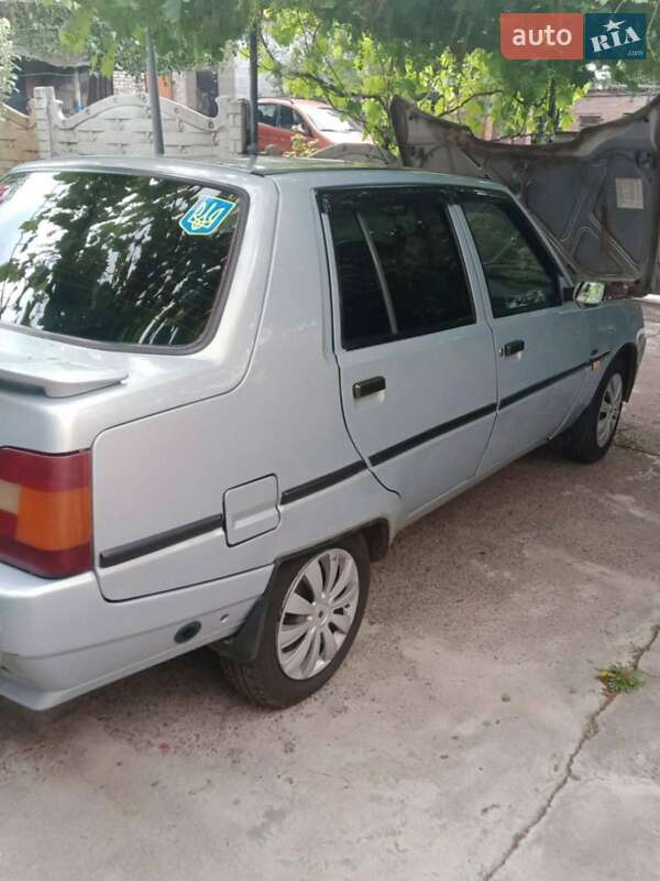 Ліфтбек ЗАЗ 1103 Славута 2004 в Олександрії фото 6 Ліфтбек ЗАЗ 1103 Славута 2004 в Олександрії