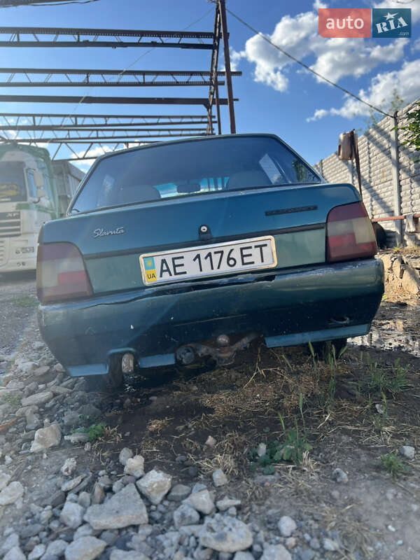 Ліфтбек ЗАЗ 1103 Славута 2001 в Лозуватці