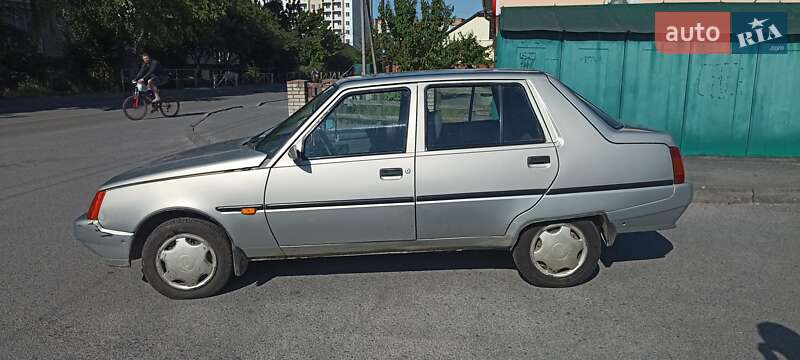 Лифтбек ЗАЗ 1103 Славута 2008 в Хмельнике фото 5 Лифтбек ЗАЗ 1103 Славута 2008 в Хмельнике