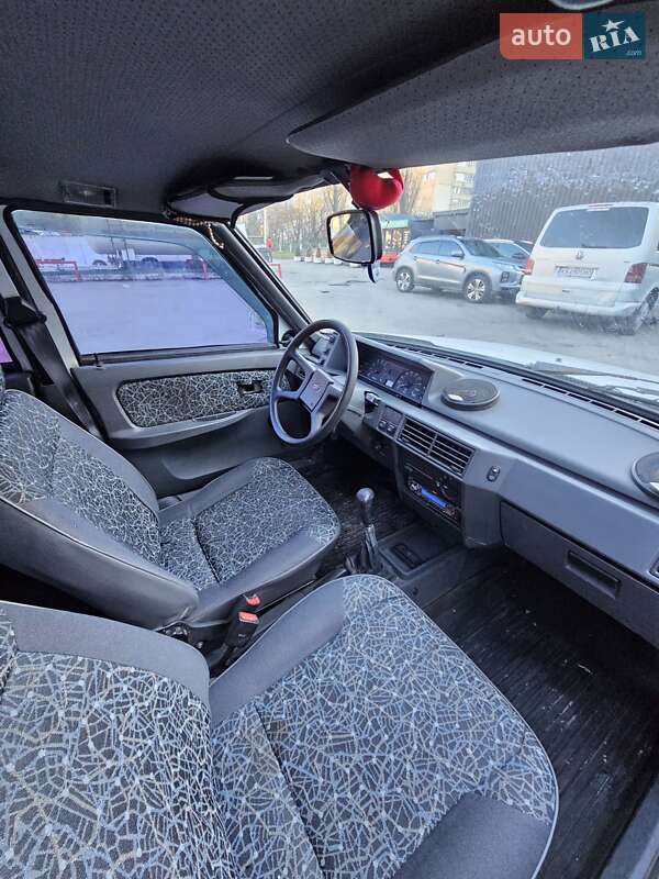 Лифтбек ЗАЗ 1103 Славута 2004 в Киеве