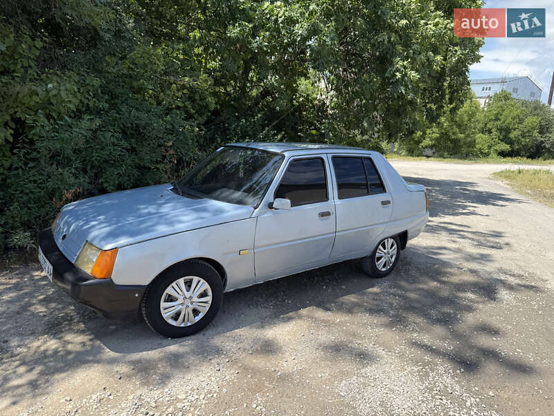 Лифтбек ЗАЗ 1103 Славута 2004 в Тернополе