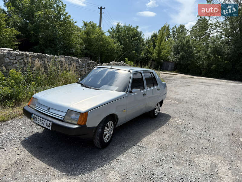 Лифтбек ЗАЗ 1103 Славута 2004 в Тернополе