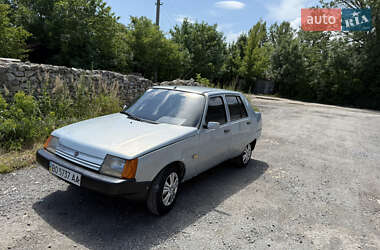 Лифтбек ЗАЗ 1103 Славута 2004 в 