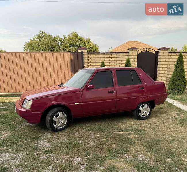 Лифтбек ЗАЗ 1103 Славута 2004 в Запорожье