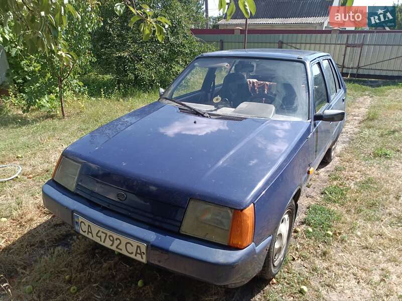 Ліфтбек ЗАЗ 1103 Славута 2004 в 