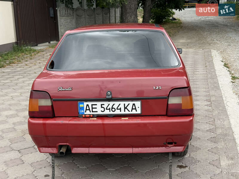 Ліфтбек ЗАЗ 1103 Славута 2006 в Дніпрі