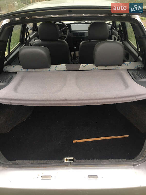 Лифтбек ЗАЗ 1103 Славута 2003 в Локачах фото 5 Лифтбек ЗАЗ 1103 Славута 2003 в Локачах