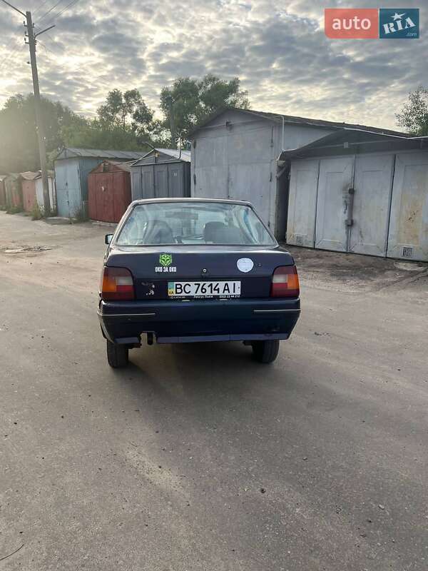 Лифтбек ЗАЗ 1103 Славута 2005 в Львове