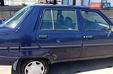 Лифтбек ЗАЗ 1103 Славута 2006 в 