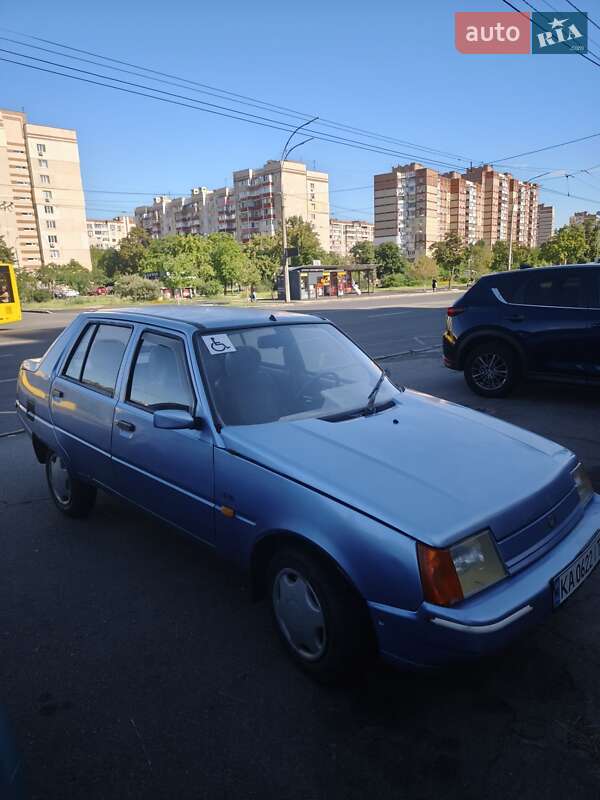 ЗАЗ 1103 Славута 2002