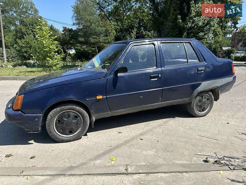 Лифтбек ЗАЗ 1103 Славута 2004 в Львове фото 8 Лифтбек ЗАЗ 1103 Славута 2004 в Львове